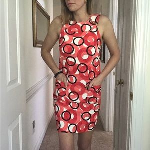 Kim Rogers Sleeveless Coral Sheath Dress w Circles